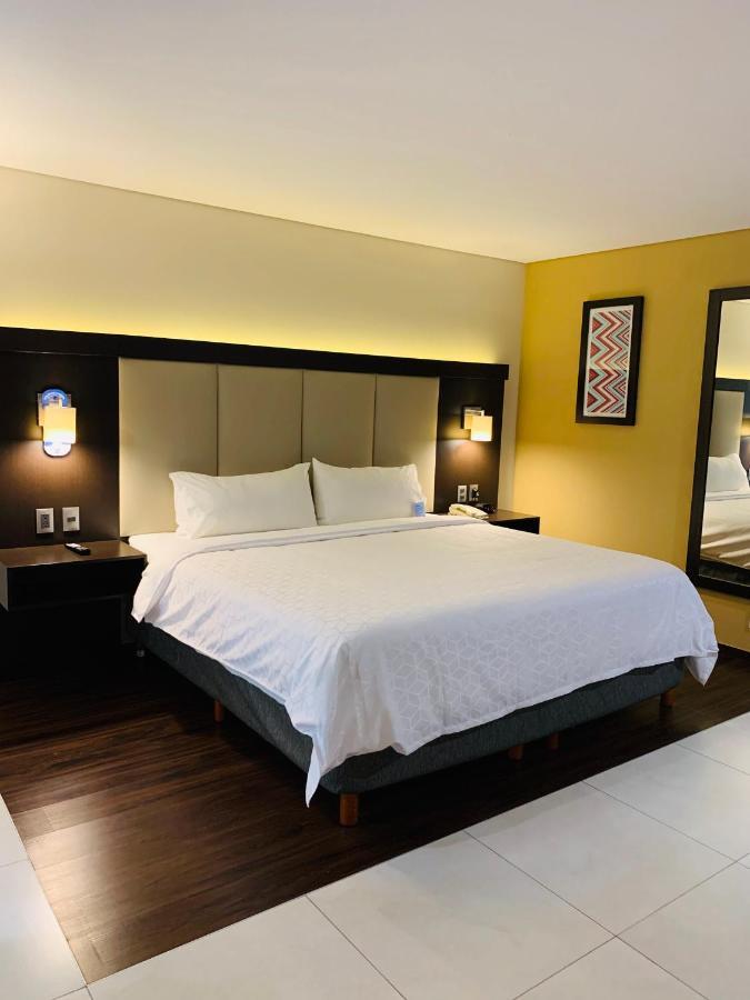 Holiday Inn Express - Mexico Basilica By Ihg Exterior photo