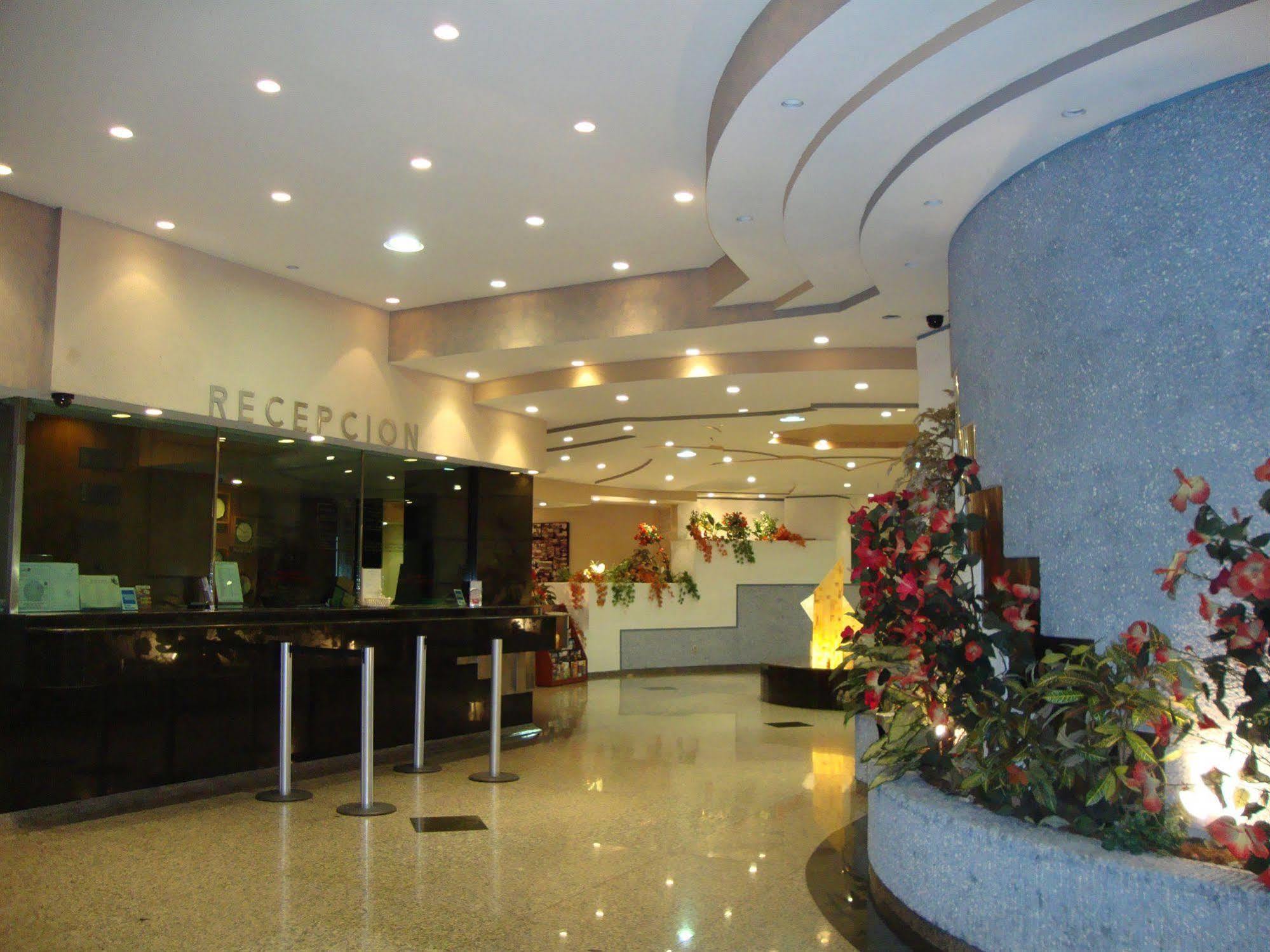 Holiday Inn Express - Mexico Basilica By Ihg Exterior photo